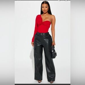 NWT- Zora Faux Leather Cargo Pant - Black
